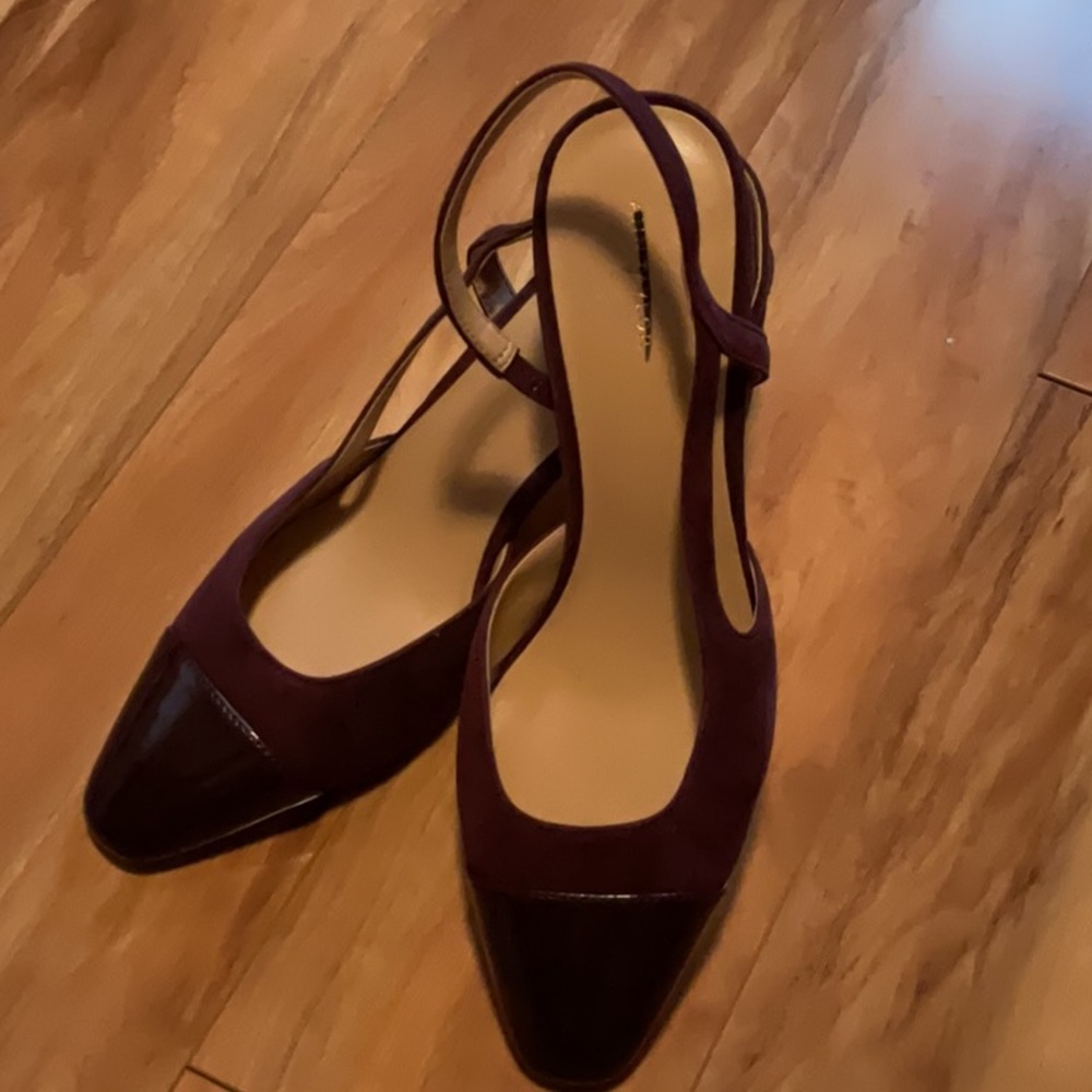 Ann Taylor suede cap toe sling back block heels - Picture 8 of 8